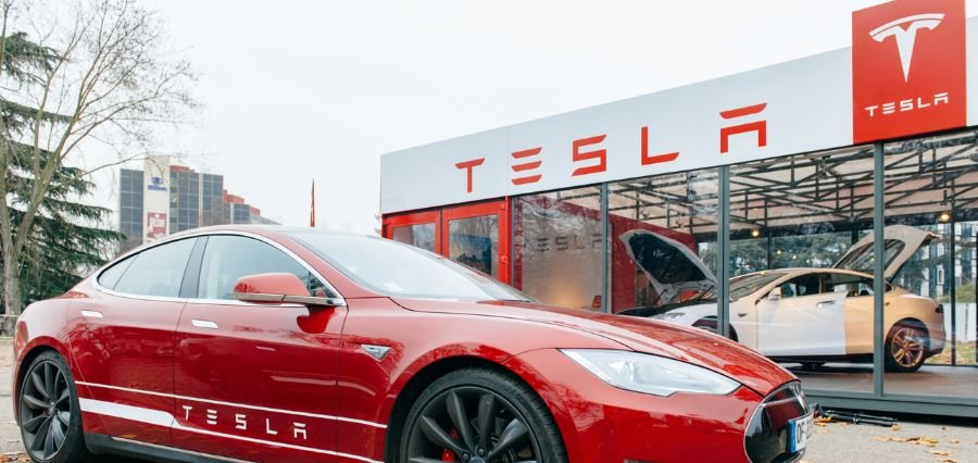 Tesla Faces Deepening Financial Crisis in 2025